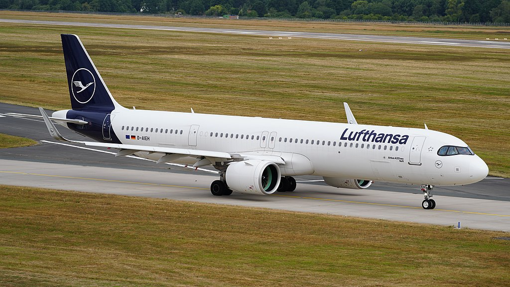 Infamous Bank Heists - The Lufthansa Heist - Saul Roth